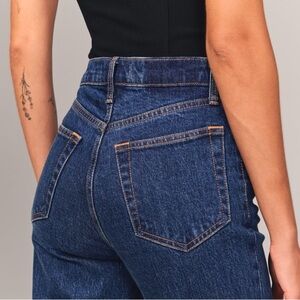 NWT Abercrombie & Fitch The 90s Straight Ultra High Rise Jeans size 0 XL